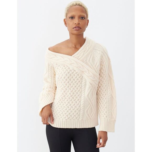 GSTQ Women's Off the Shoulder Cable Knit Sweater Beige Size X-Small